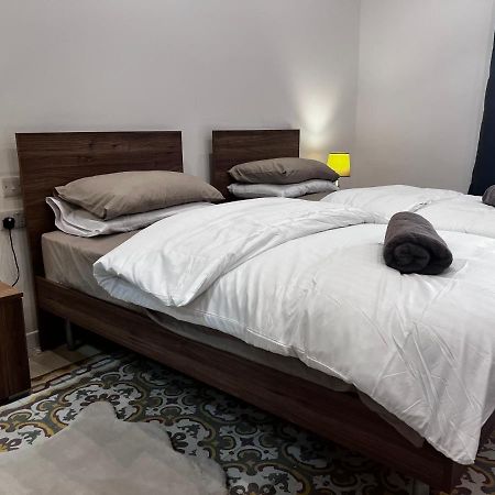 Dar Barbara - Duplex 1 Double Bed Maltese Style House Villa Cospicua Exteriör bild