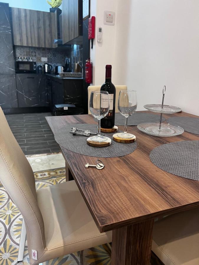 Dar Barbara - Duplex 1 Double Bed Maltese Style House Villa Cospicua Exteriör bild